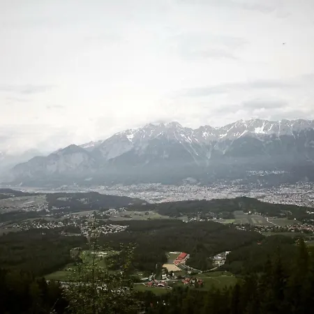 Апартаменти Roemerstrasse 10 Kg, Inntal *